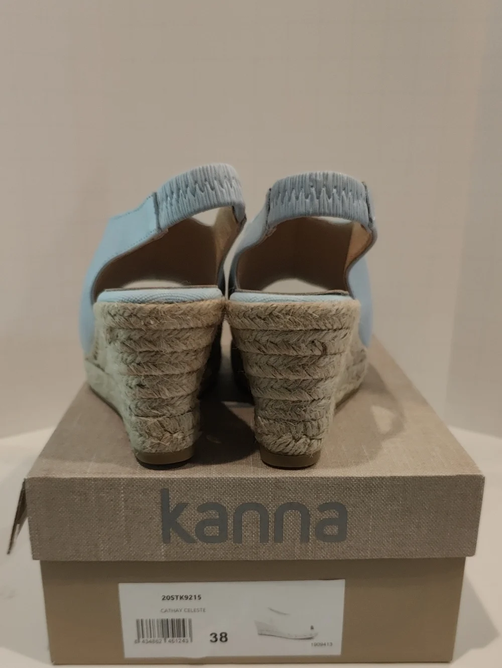 Kanna Light Blue Espadrille Wedge Slingback Peep-Toe Sandals.  Size 38/7.5